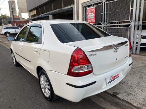 VOLKSWAGEN Polo Sedan 1.6 4P FLEX, Foto 11