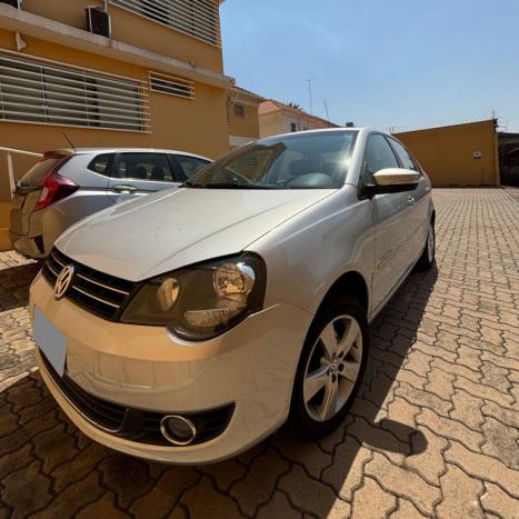 VOLKSWAGEN Polo Sedan 1.6 4P COMFORTLINE FLEX, Foto 3