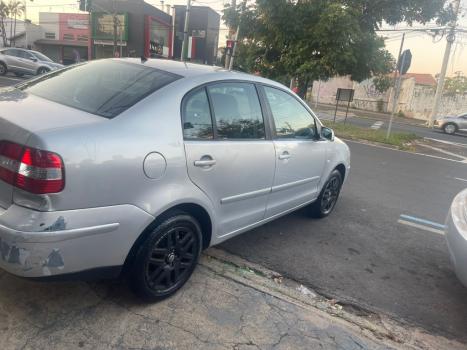 VOLKSWAGEN Polo Sedan 2.0 4P COMFORTLINE, Foto 2