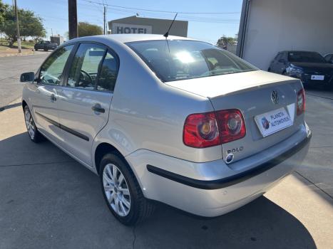 VOLKSWAGEN Polo Sedan 1.6 4P FLEX, Foto 2