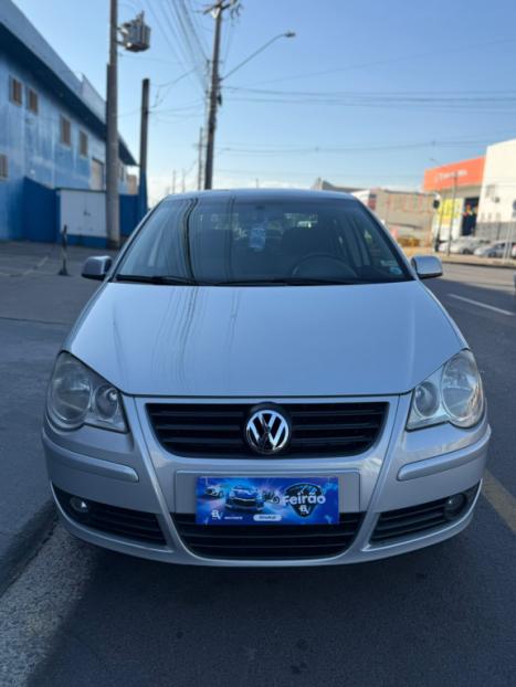 VOLKSWAGEN Polo Sedan 1.6 4P CONFORTLINE, Foto 4