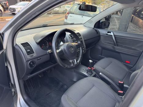 VOLKSWAGEN Polo Sedan 2.0 4P COMFORTLINE, Foto 8