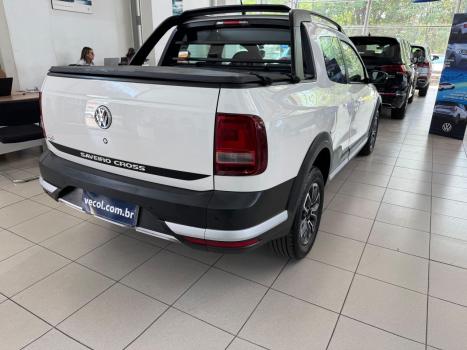 VOLKSWAGEN Saveiro 1.6 G6 CABINE DUPLA CROSS FLEX, Foto 9