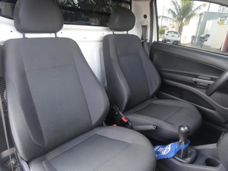 VOLKSWAGEN Saveiro 1.6 G7 CABINE SIMPLES ROBUST FLEX, Foto 18