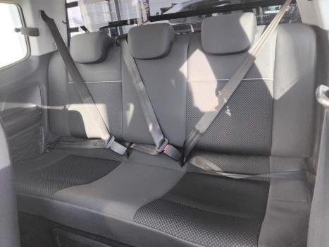 VOLKSWAGEN Saveiro 1.6 FLEX MSI ROBUST CABINE DUPLA, Foto 6