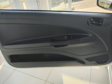 VOLKSWAGEN Saveiro 1.6 FLEX MSI ROBUST CABINE DUPLA, Foto 7