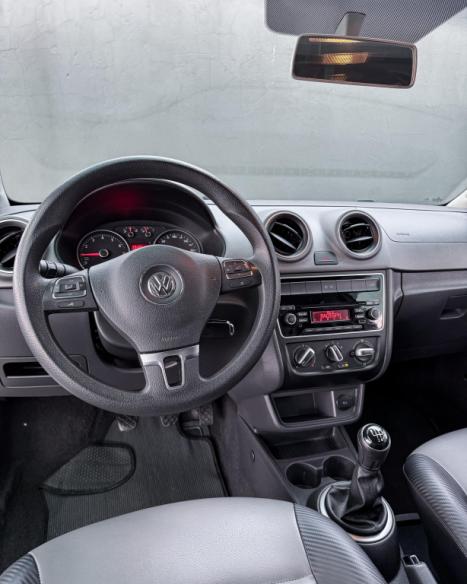VOLKSWAGEN Saveiro 1.6 G6 HIGHLINE CABINE DUPLA FLEX, Foto 7