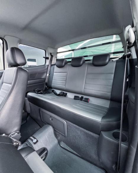 VOLKSWAGEN Saveiro 1.6 G6 HIGHLINE CABINE DUPLA FLEX, Foto 10