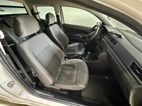 VOLKSWAGEN Saveiro 1.6 16V FLEX MSI ROBUST CABINE DUPLA, Foto 7