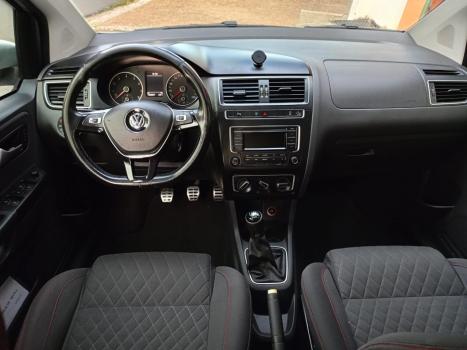 VOLKSWAGEN Space Cross 1.6 4P FLEX, Foto 2