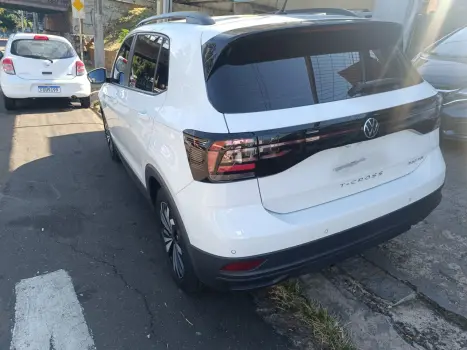 VOLKSWAGEN T-Cross 1.0 4P 200 TSI FLEX, Foto 3