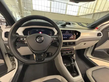 VOLKSWAGEN T-Cross 1.4 4P 250 TSI FLEX HIGHLINE AUTOMTICO, Foto 4