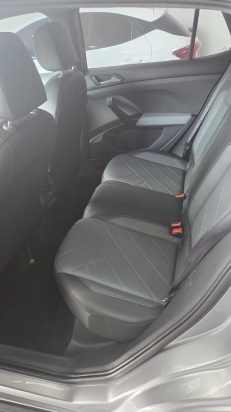 VOLKSWAGEN T-Cross 1.0 4P 200 TSI FLEX COMFORTLINE AUTOMTICO, Foto 9