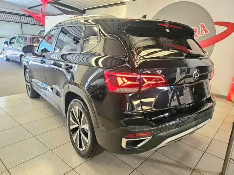 VOLKSWAGEN Taos 1.4 16V 4P FLEX 250 TSI HIGHLINE AUTOMTICO, Foto 5