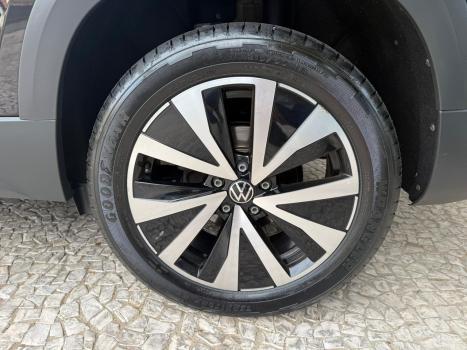 VOLKSWAGEN Taos 1.4 16V 4P FLEX 250 TSI HIGHLINE AUTOMTICO, Foto 8