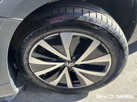 VOLKSWAGEN Taos 1.4 16V 4P FLEX 250 TSI HIGHLINE AUTOMTICO, Foto 4