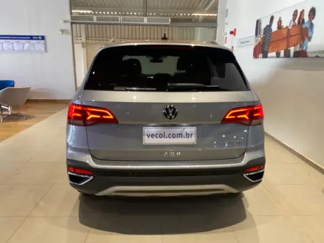 VOLKSWAGEN Taos 1.4 16V 4P FLEX 250 TSI HIGHLINE AUTOMTICO, Foto 10