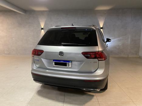 VOLKSWAGEN Tiguan 1.4 250 TSI TOTAL FLEX ALLSPACE COMFORTLINE TURBO AUTOMTICO TIPTRONIC, Foto 5