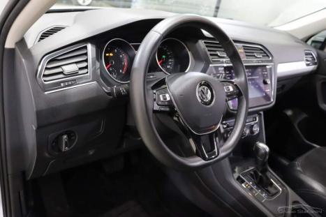 VOLKSWAGEN Tiguan 1.4 250 TSI TOTAL FLEX ALLSPACE TURBO AUTOMTICO TIPTRONIC, Foto 4