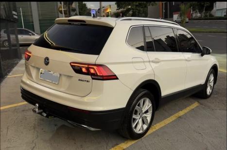 VOLKSWAGEN Tiguan 1.4 250 TSI TOTAL FLEX ALLSPACE COMFORTLINE TURBO AUTOMTICO TIPTRONIC, Foto 2