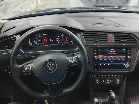 VOLKSWAGEN Tiguan 1.4 250 TSI TOTAL FLEX ALLSPACE COMFORTLINE TURBO AUTOMTICO TIPTRONIC, Foto 6