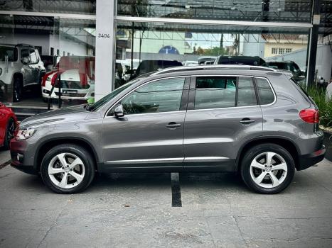 VOLKSWAGEN Tiguan 2.0 16V 4P FSI 4WD TURBO AUTOMTICO, Foto 5