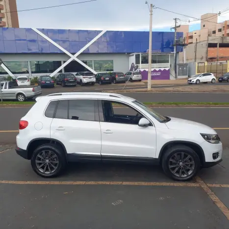 VOLKSWAGEN Tiguan 2.0 16V 4P TSI 4WD TURBO AUTOMTICO, Foto 2