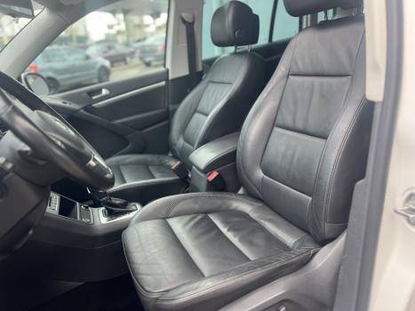 VOLKSWAGEN Tiguan 2.0 16V 4P TSI R-LINE TURBO AUTOMTICO TIPTRONIC, Foto 7