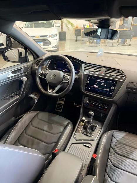 VOLKSWAGEN Tiguan 2.0 16V 4P TSI R-LINE TURBO AUTOMTICO TIPTRONIC, Foto 8