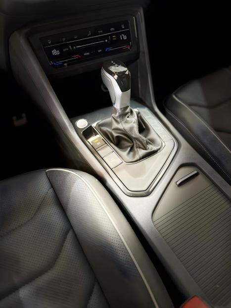 VOLKSWAGEN Tiguan 2.0 16V 4P TSI R-LINE TURBO AUTOMTICO TIPTRONIC, Foto 9