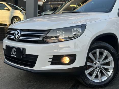 VOLKSWAGEN Tiguan 2.0 16V 4P TSI 4WD TURBO AUTOMTICO, Foto 2