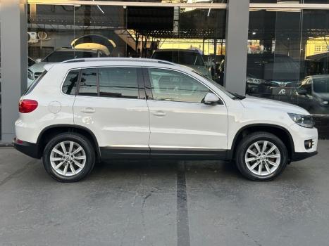 VOLKSWAGEN Tiguan 2.0 16V 4P TSI 4WD TURBO AUTOMTICO, Foto 6