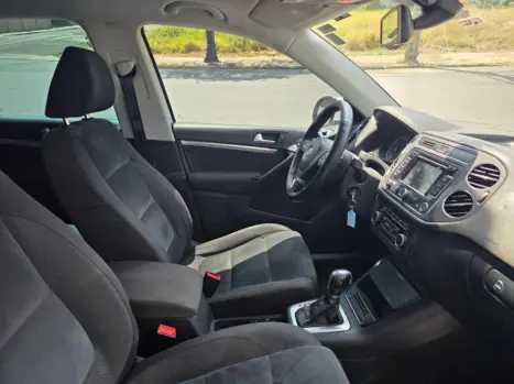 VOLKSWAGEN Tiguan 2.0 16V 4P TSI 4WD TURBO AUTOMTICO, Foto 6