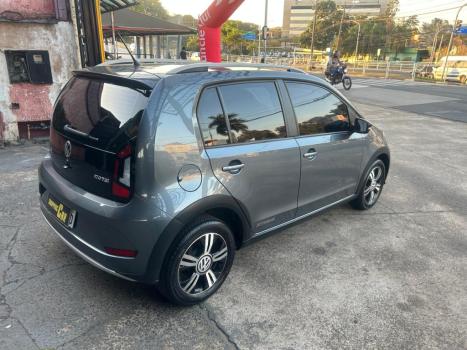 VOLKSWAGEN UP 1.0 4P FLEX 170 TSI XTREME, Foto 4