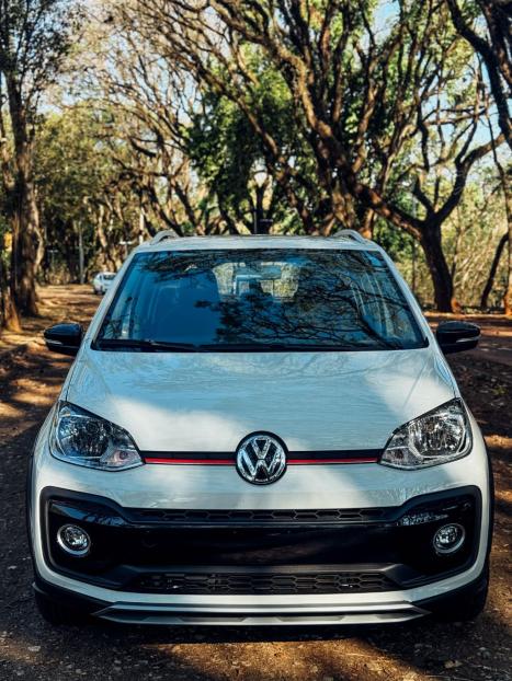 VOLKSWAGEN UP 1.0 4P FLEX 170 TSI XTREME, Foto 2