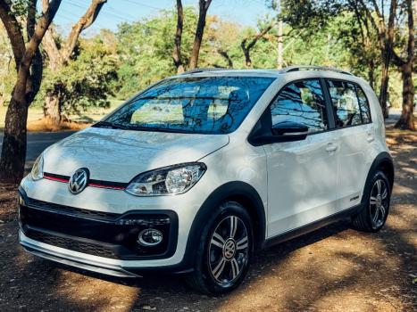 VOLKSWAGEN UP 1.0 4P FLEX 170 TSI XTREME, Foto 3
