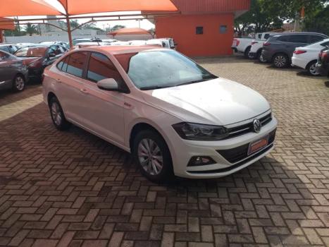 VOLKSWAGEN Virtus 1.0 4P 200 TSI FLEX COMFORTLINE AUTOMTICO, Foto 2