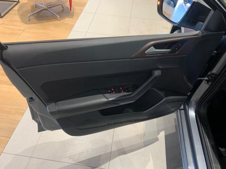 VOLKSWAGEN Virtus 1.0 4P 200 TSI FLEX HIGHLINE AUTOMTICO, Foto 7