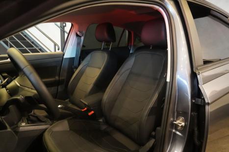 VOLKSWAGEN Virtus 1.0 4P 200 TSI FLEX COMFORTLINE AUTOMTICO, Foto 8