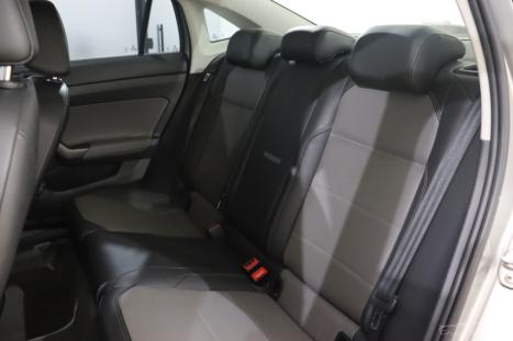 VOLKSWAGEN Virtus 1.0 4P 200 TSI FLEX HIGHLINE AUTOMTICO, Foto 8