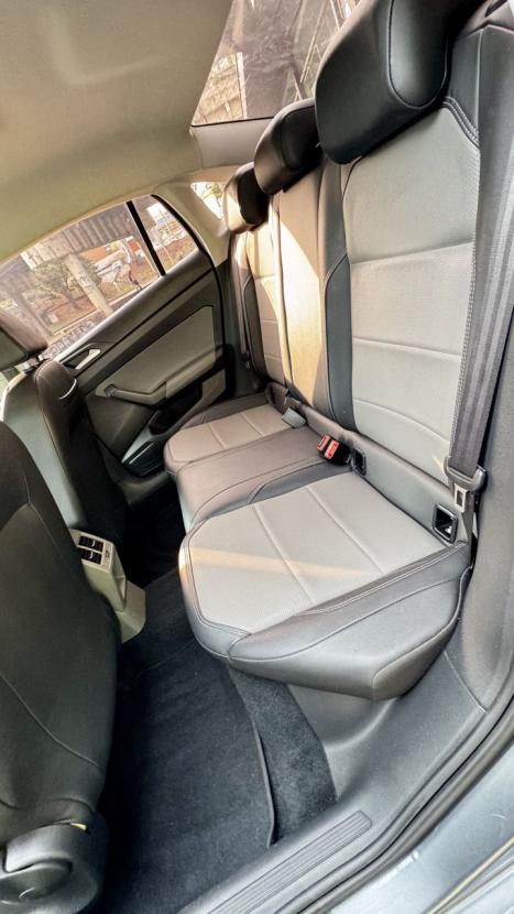 VOLKSWAGEN Virtus 1.0 4P 200 TSI FLEX HIGHLINE AUTOMTICO, Foto 11