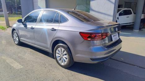 VOLKSWAGEN Virtus 1.0 4P 200 TSI FLEX COMFORTLINE AUTOMTICO, Foto 4