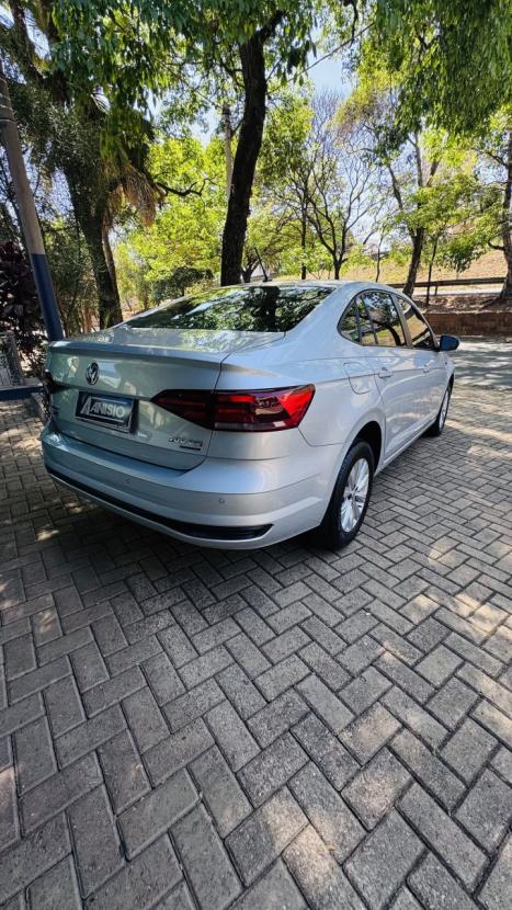 VOLKSWAGEN Virtus 1.0 4P 200 TSI FLEX COMFORTLINE AUTOMTICO, Foto 4