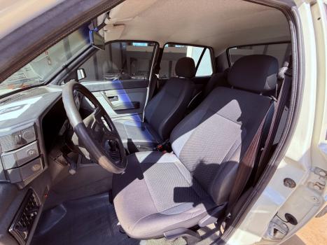 VOLKSWAGEN Voyage 1.8 4P GL, Foto 9