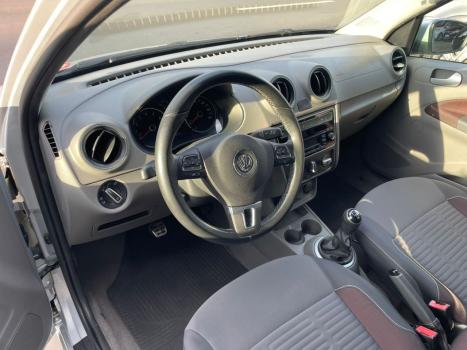 VOLKSWAGEN Voyage 1.6 4P FLEX HIGHLINE, Foto 7