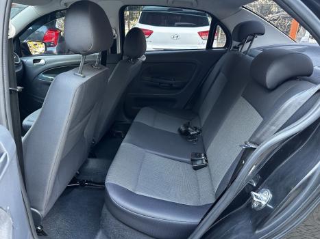 VOLKSWAGEN Voyage 1.6 4P FLEX, Foto 8