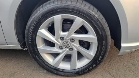 VOLKSWAGEN Voyage 1.6 4P FLEX, Foto 8