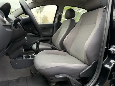 VOLKSWAGEN Voyage 1.6 4P COMFORTLINE FLEX, Foto 7