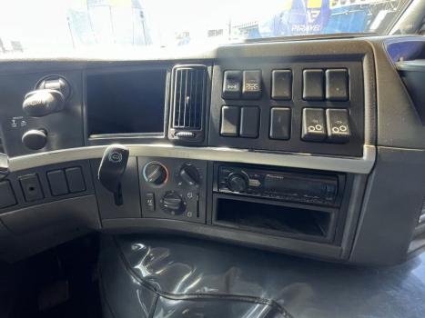 VOLVO FM 370 6X2, Foto 10