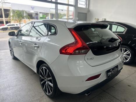 VOLVO V40 2.0 4P T4 MOMENTUM TURBO AUTOMTICO, Foto 10